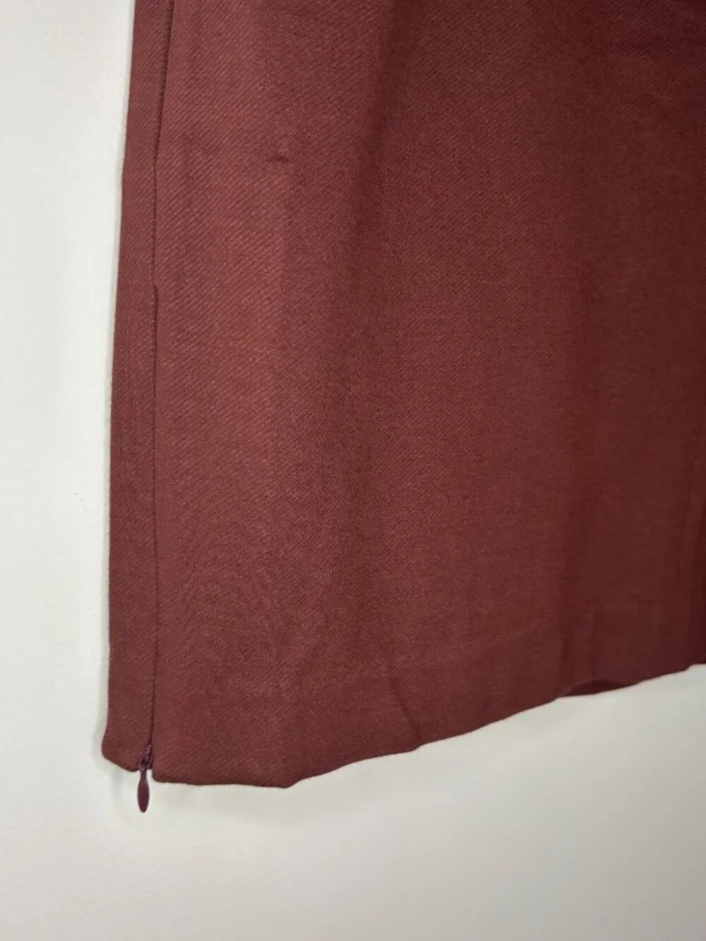 CAbi Boss Skirt Womens 10 Brown #3582 Professional Knee Length Pencil Pockets
